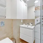 Nadmotlawie Riverside Studio, Sauna & Gym By Downtown غدانسك